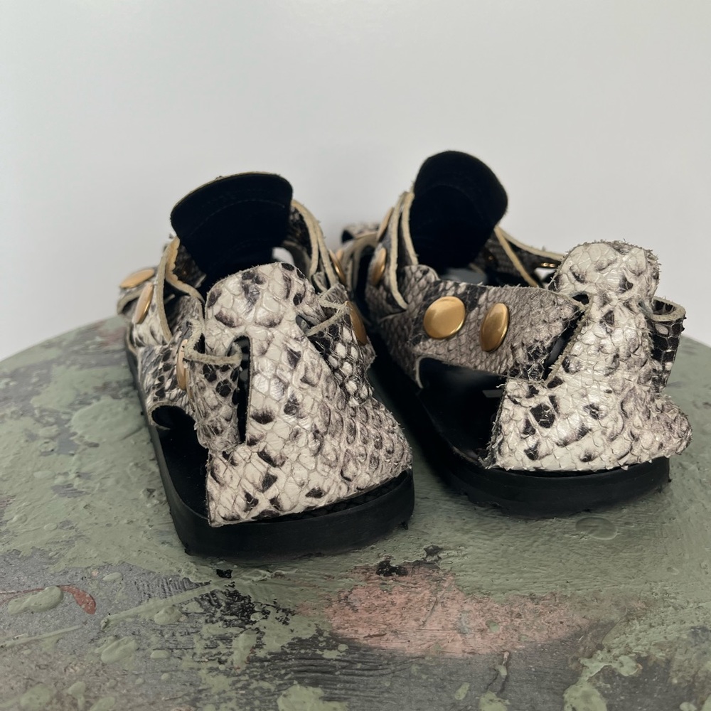 Acne Studios snake printed soft leather sandal - Picture 6 of 7